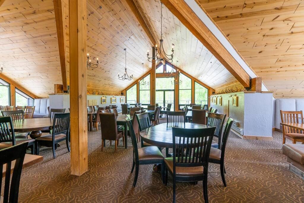 The Black Diamond Lodge *Sleeps 46* Hot Tubs + Ski Shuttle + Mountain Views Durango Exteriér fotografie
