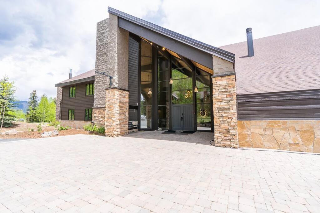 The Black Diamond Lodge *Sleeps 46* Hot Tubs + Ski Shuttle + Mountain Views Durango Exteriér fotografie